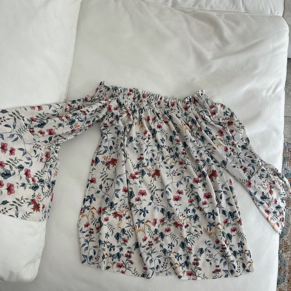 Pull&Bear flower top